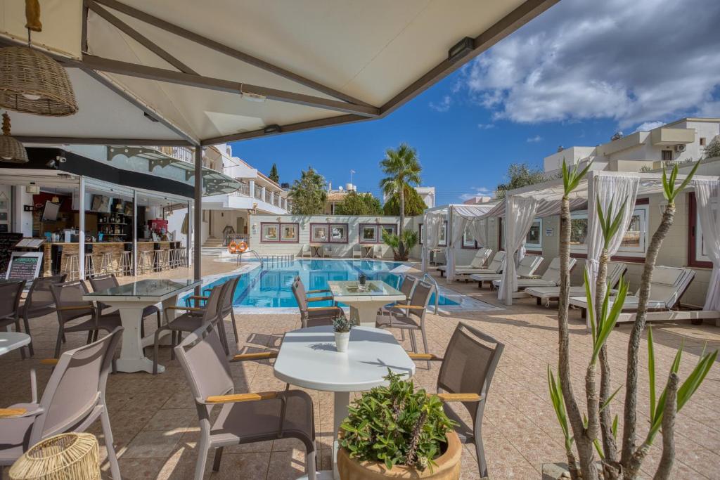 Bella Elena by Checkin 外観