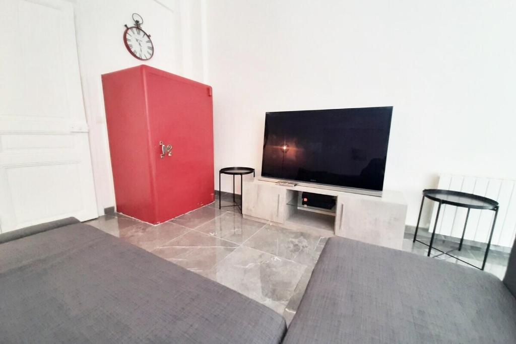 Sweet Apartment in Paris Montmartre - 3