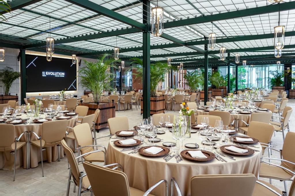 Tárgyalóterem/bálterem