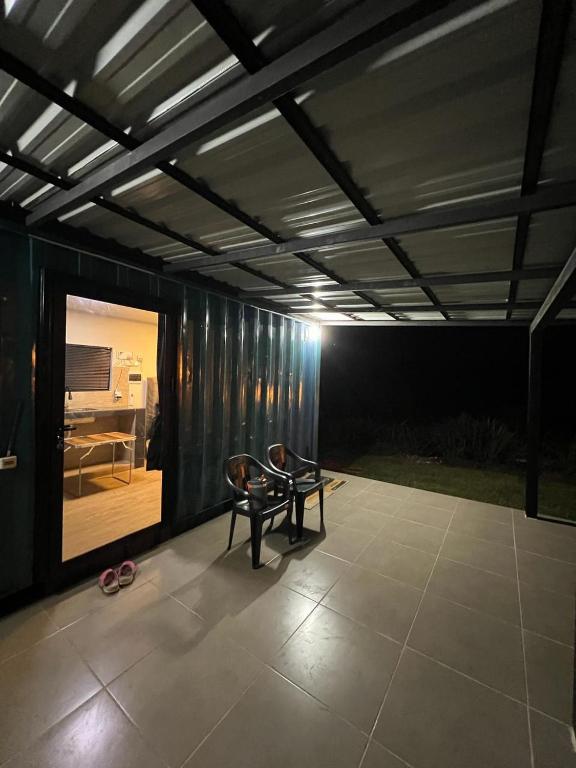 Container Home Py - 4