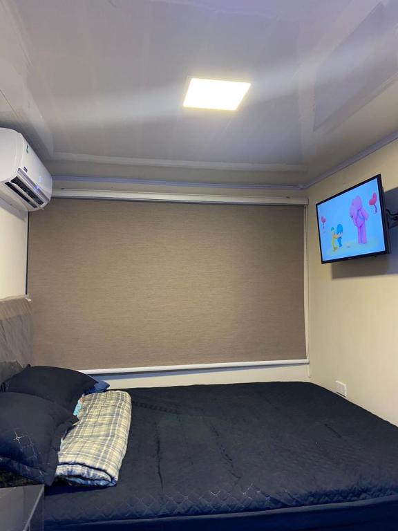Container Home Py - 5