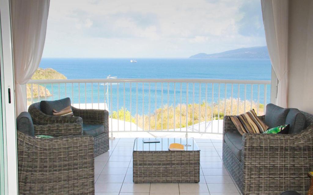 Bleu Caïali - Splendide vue mer - 2 ch - 2 SdB - 4 personnes, Les Trois-Îlets