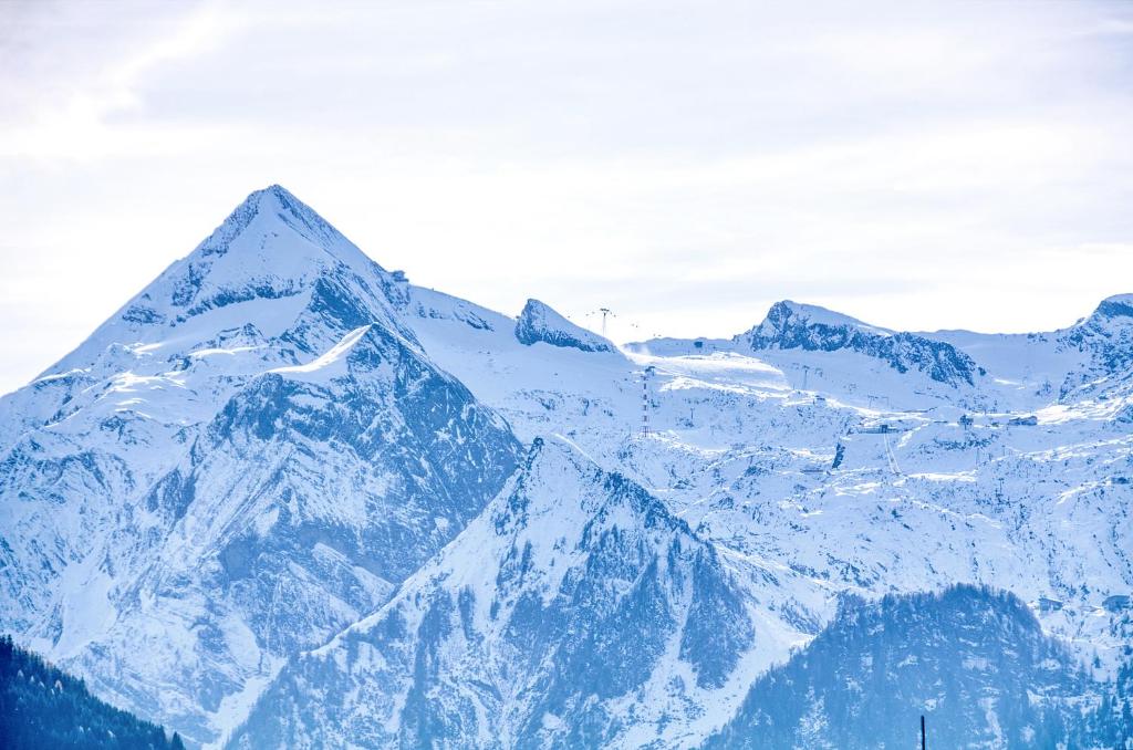 Penthouse Ski & Golf - by Alpen Apartments - 5