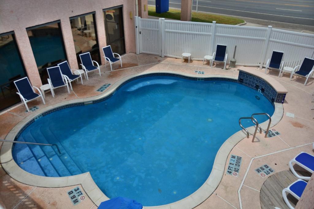 Flamingo Inn photo