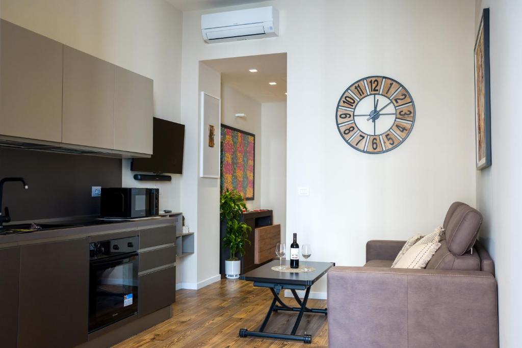 BAYRIA HOME - 1