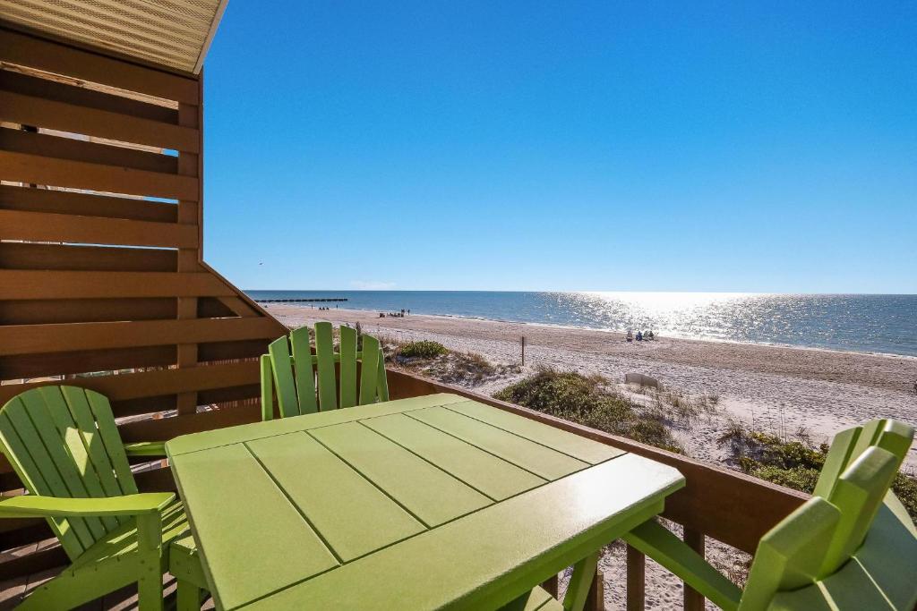 Sunset Sands at Capri, Bradenton Beach