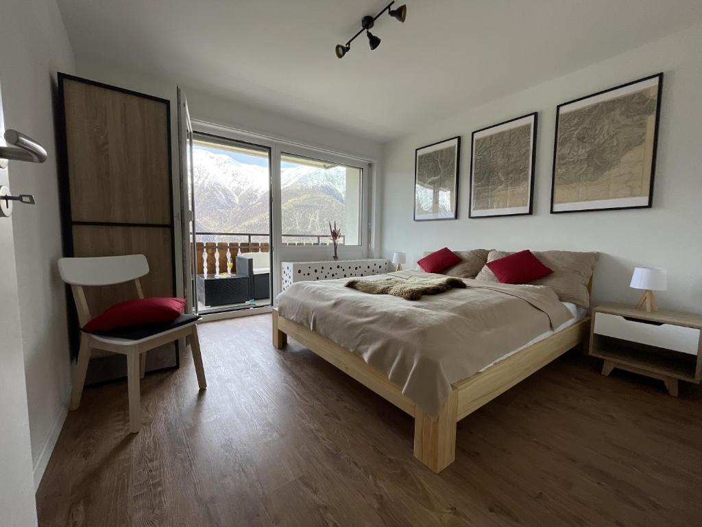 Sunny Alps View: Central Bliss - 5