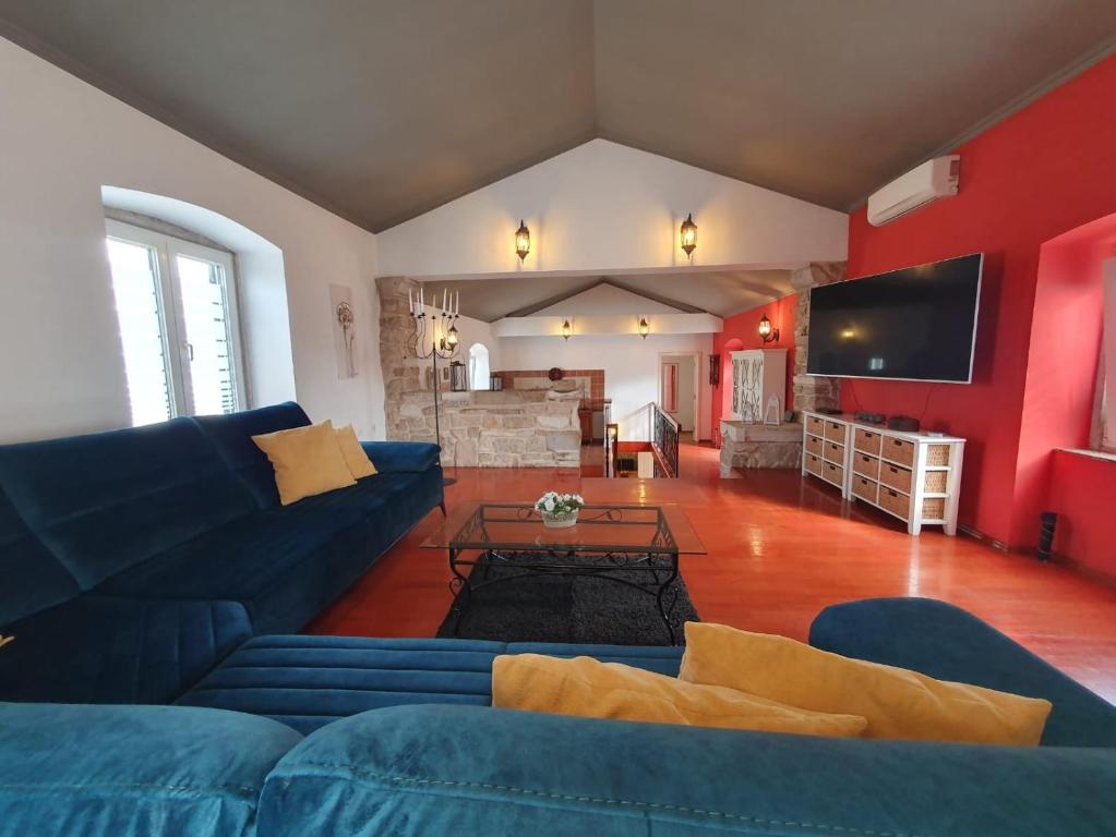 House Justina 전경