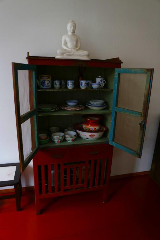 Shared lounge/TV area