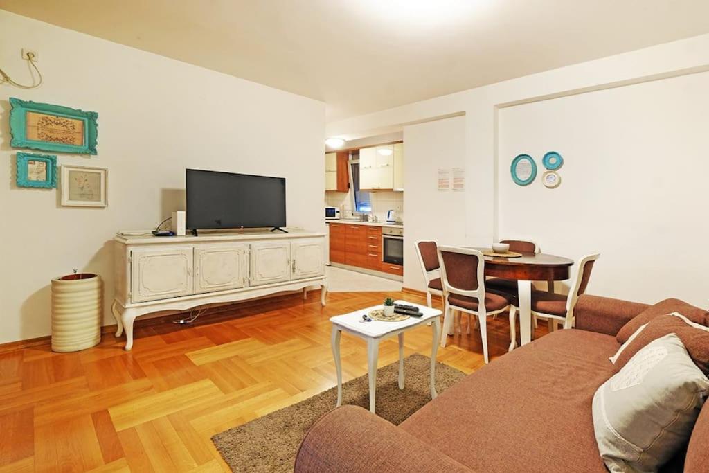 Apartment SEIF 2 - 3