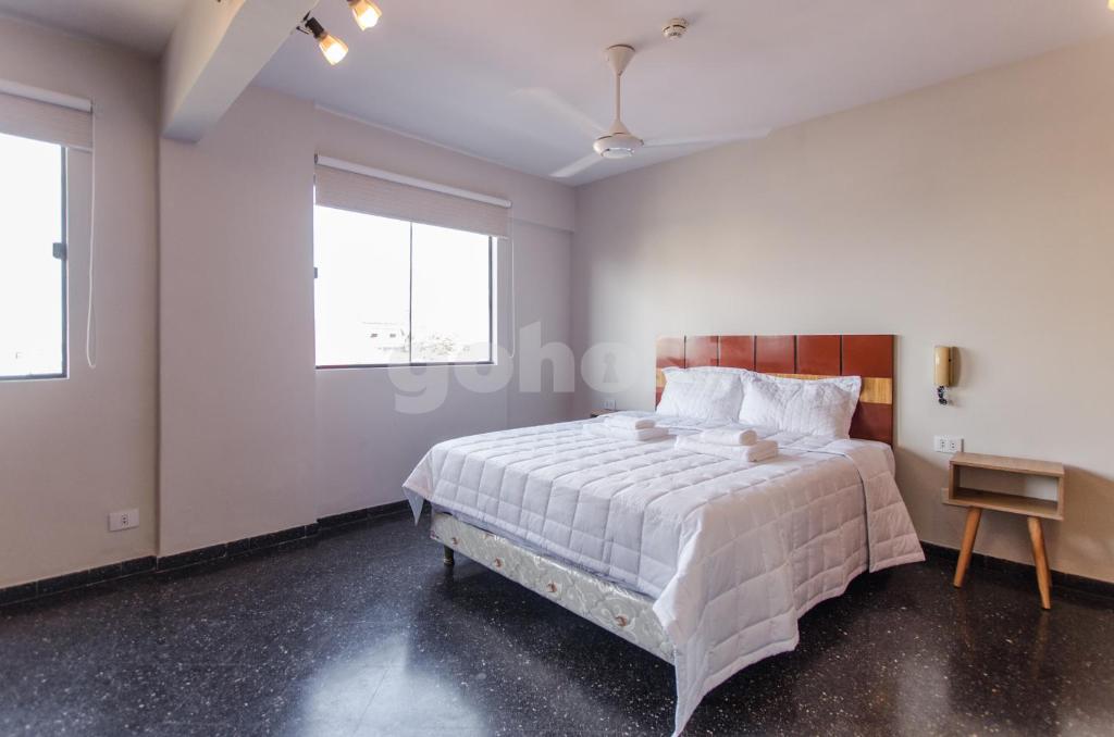 Spacious Apartment Located In Downtonwn Asuncion - 2