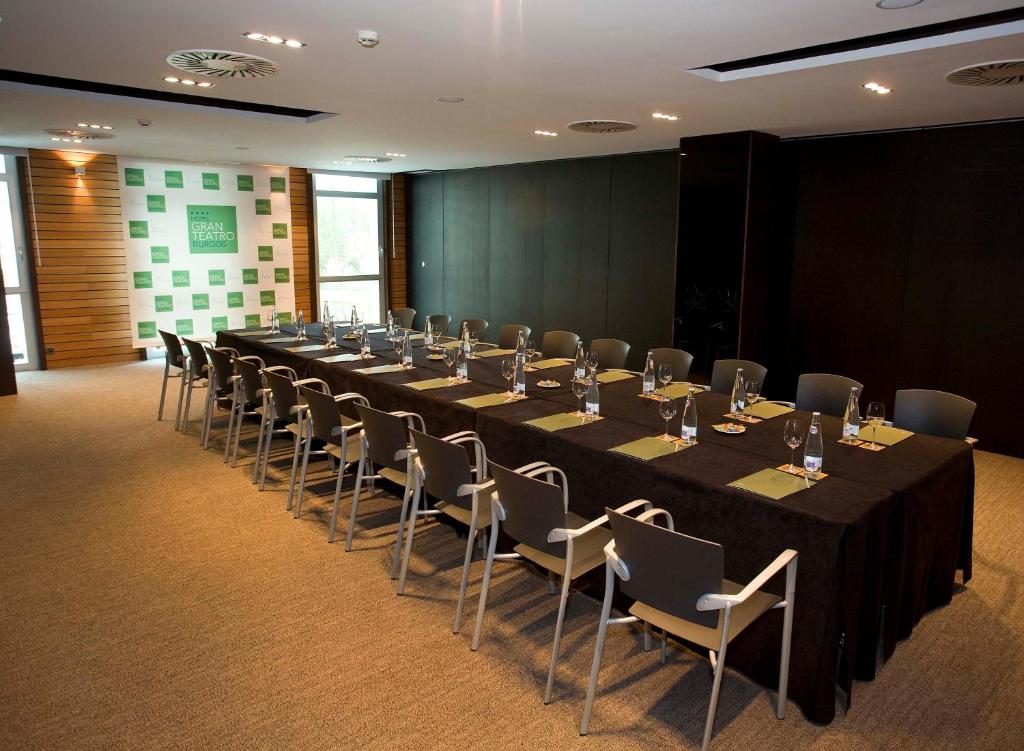 Silken Gran Teatro Photo 6