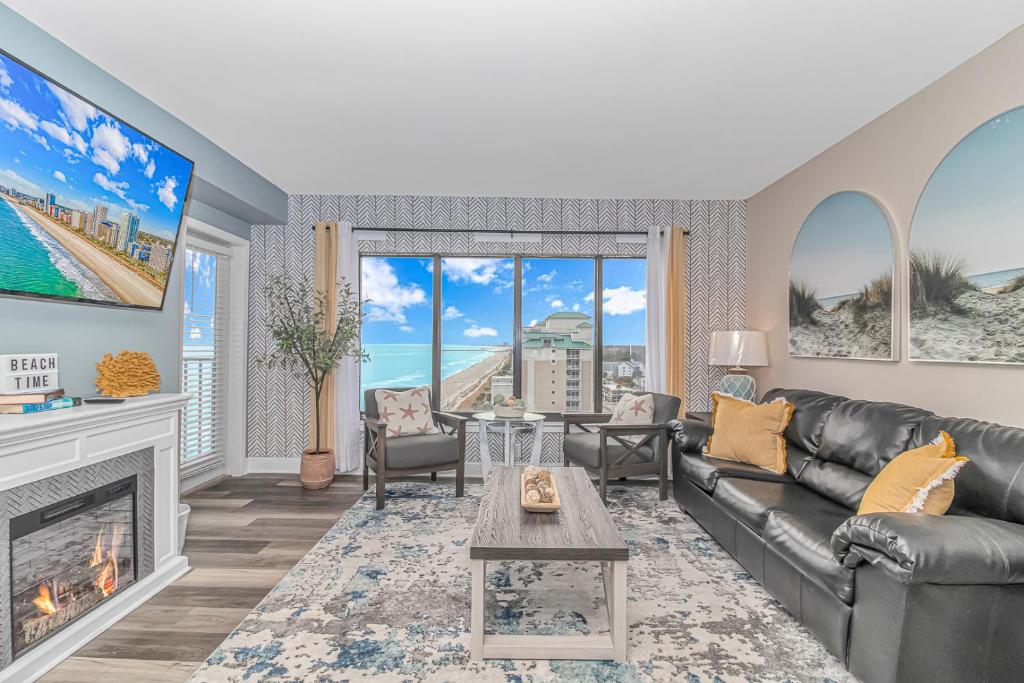 Breathtaking Views! Stunning 2BR Suite with Gorgeous Updates-Palace Resort 1207, Myrtle Beach
