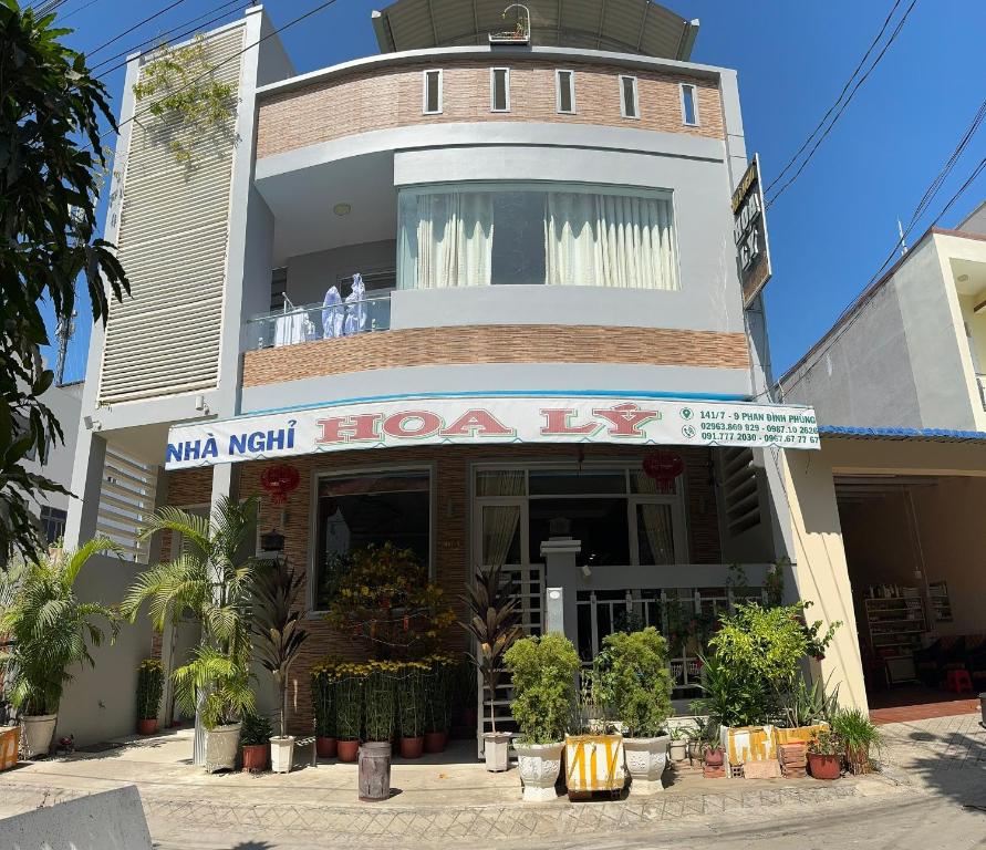 Nhà Nghỉ Hoa Lý