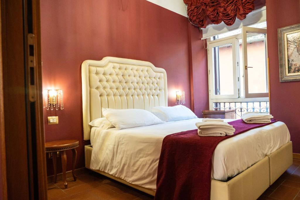 Imperial GuestHouse - 4