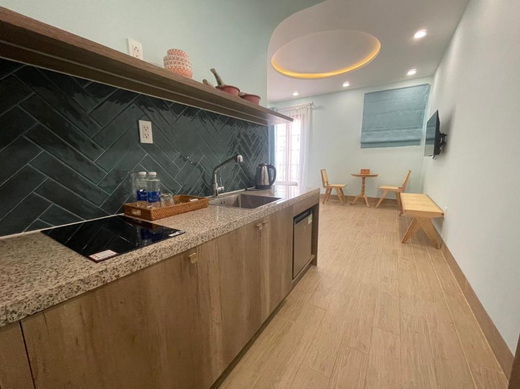 Aurora Phu Quoc Hotel Cafe & 3D Golf