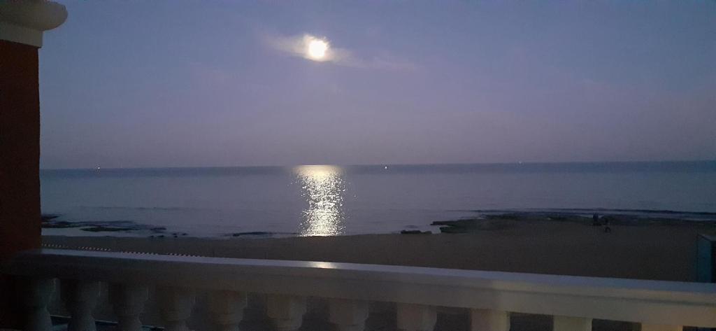 Lloyds Beach Club - 3