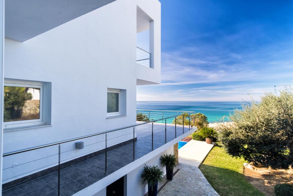 REF. 6 VILLA TARA - 4
