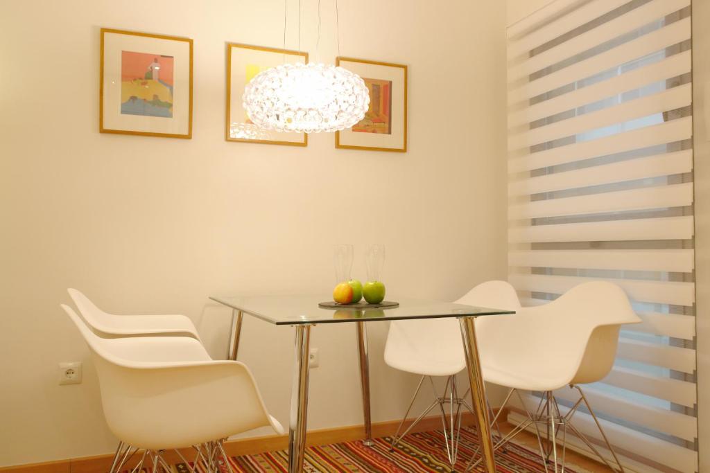 Moderno y Centrico Apartamento 1 dormitorio - 2