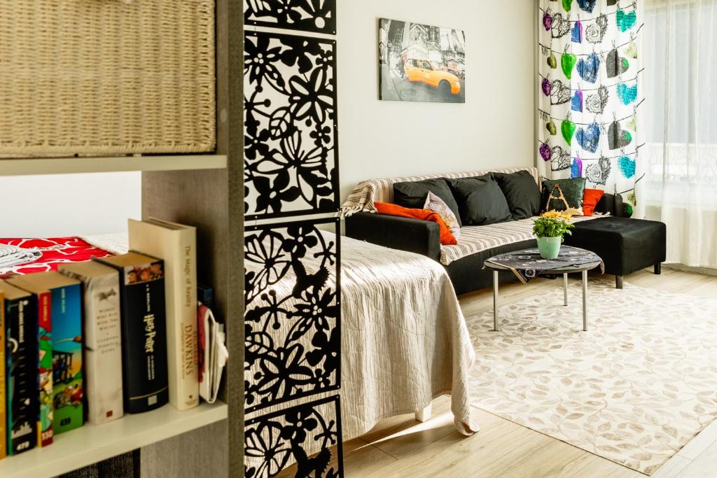 Studio: Alex’s secret!, Pori