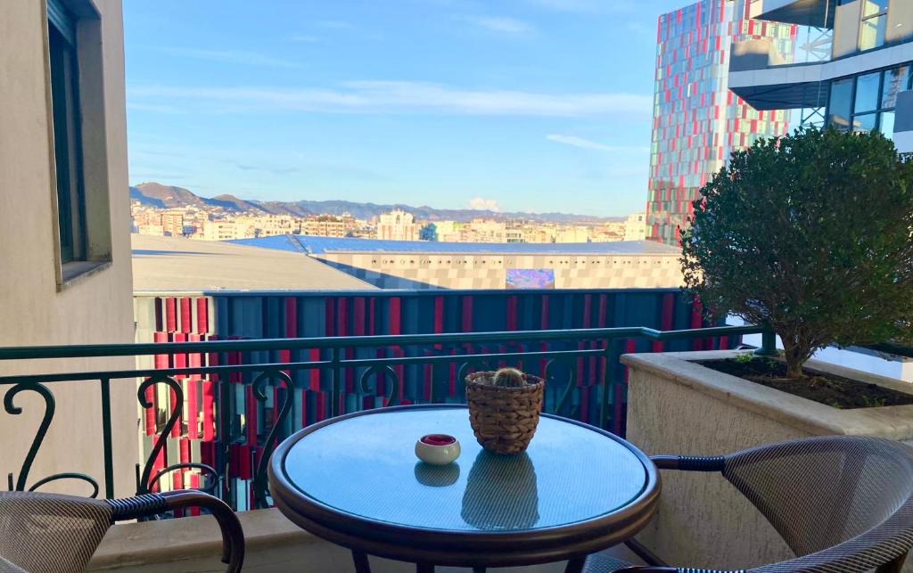 “Stadium” Apartment, Тирана