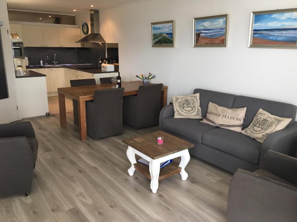 Sterflat 157, Egmond aan Zee