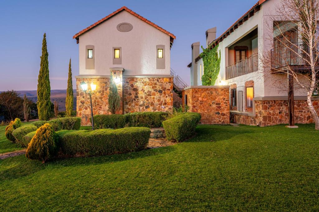 Mount High Luxury Country Estate 外観