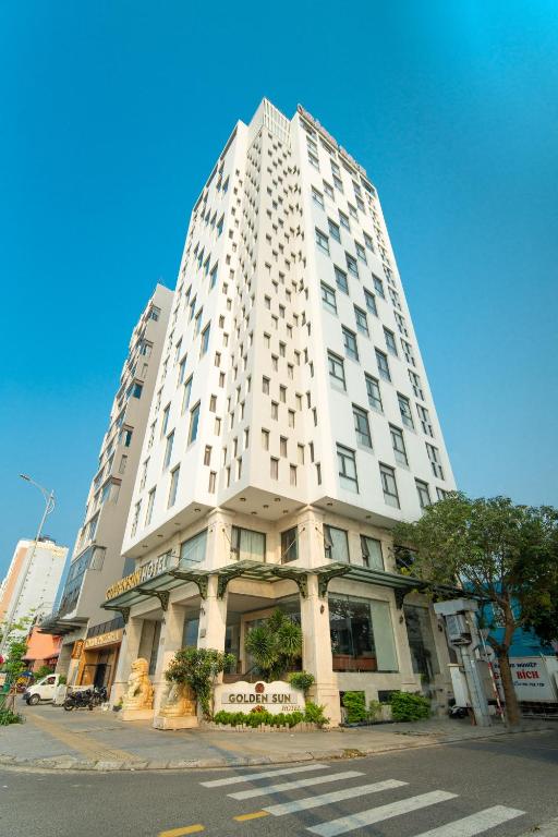 Golden Sun Apartment by New Sky Travel