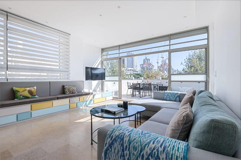 Peaceful Terrace by Five Stay, Tel Aviv