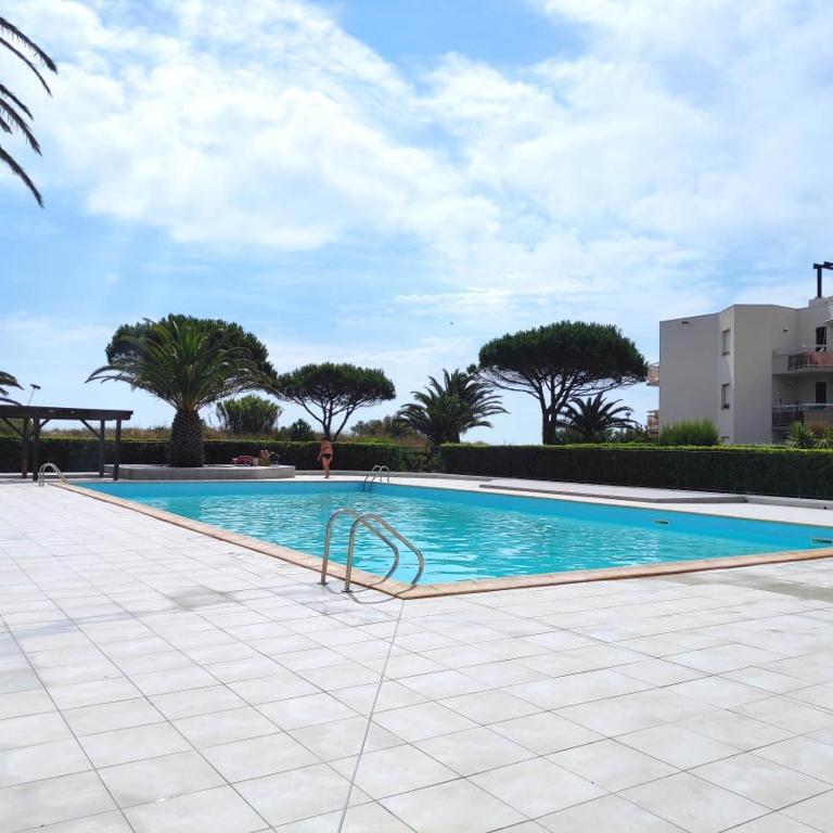Capitelles : Studio vue mer en residence avec Piscine - 2