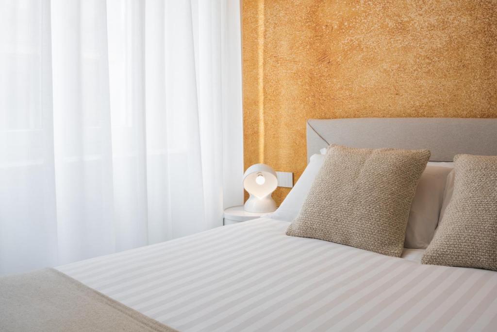 San Babila Design Apartment R&R - 3