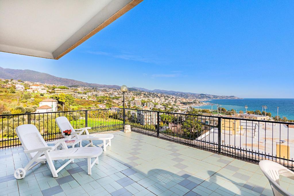 Le Orchidee 19 by Wonderful Italy, Sanremo