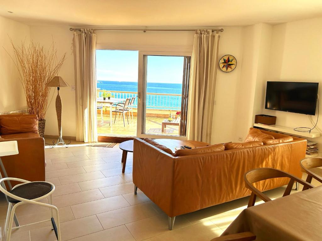 Charming apartment in La Fosca Beach - 3