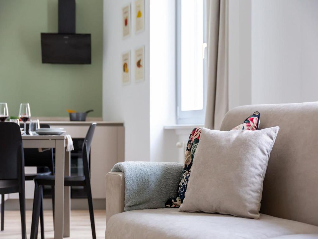 The Best Rent - Spacious and renovated two-bedroom apartment downtown - 5