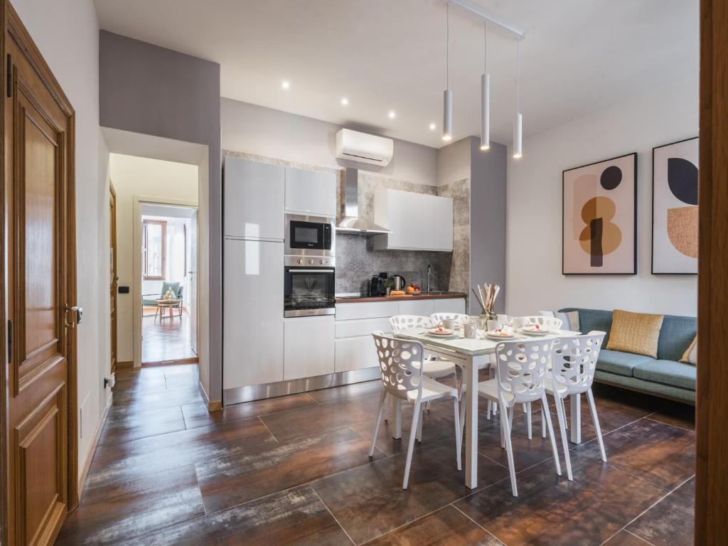 The Best Rent - Three-bedroom apartment near Piazza Barberini - 5