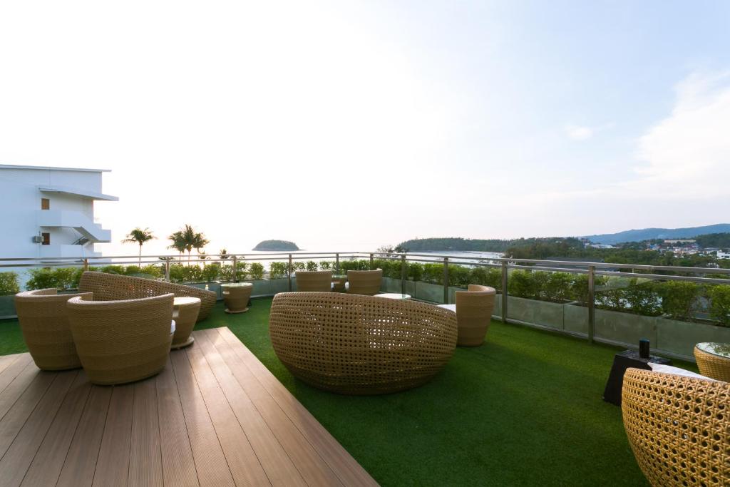 Bar/lounge, Sugar Palm Grand Hillside Hotel in Phuket