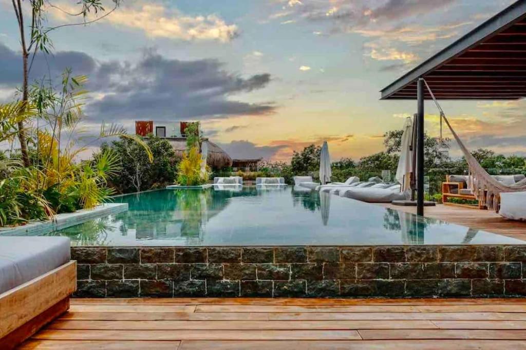 5 Star NEW Luxury Condo with Infinity & Cenote Pools - 2
