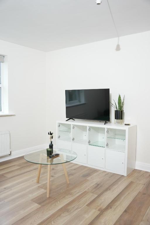 Stylish Pride Park DERBY Apartment - Free WIFI, Parking, Derby