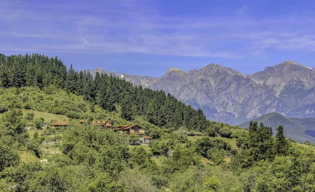 Apartamentos Calm & Nature - Adults Only，位于Cabezón de Liébana的酒店
