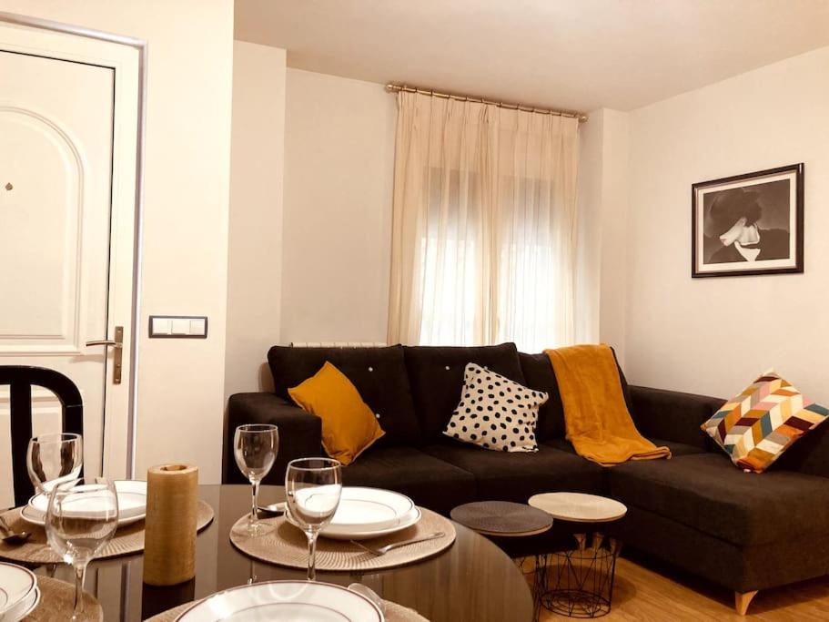 Pequeño Hogar (Garaje gratis), Zamora