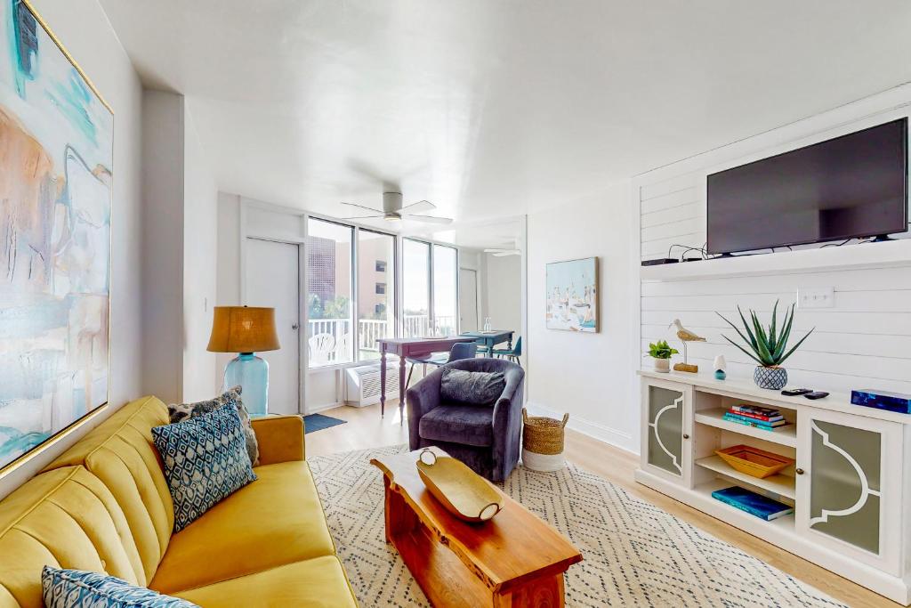 The Ocean Overlooker, Unit 233, Myrtle Beach