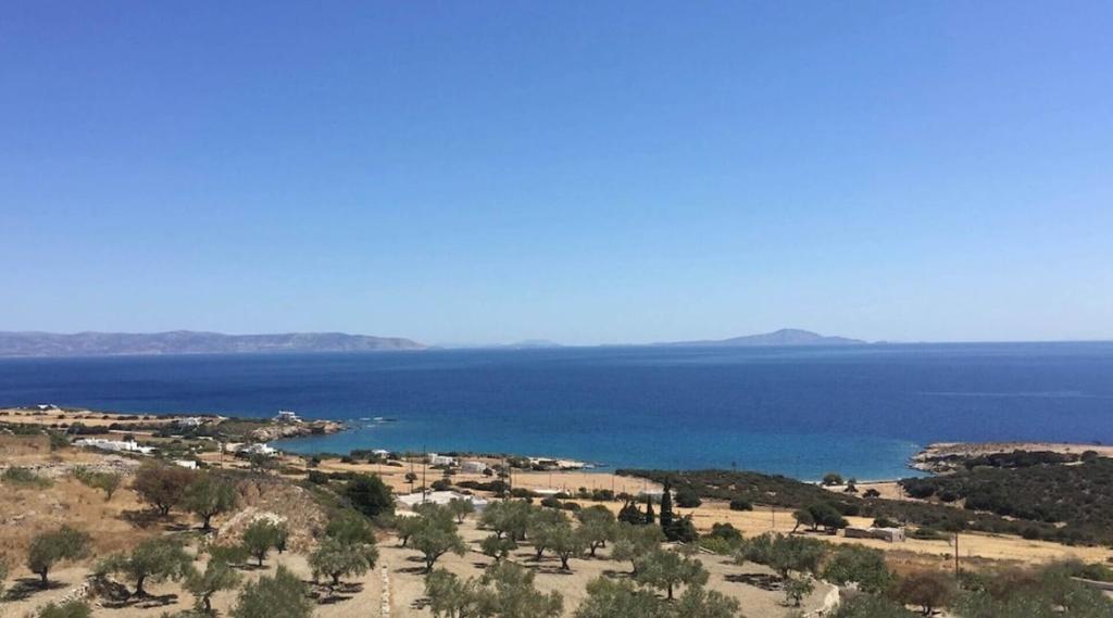 Idyllic Sea Views for 2, Aspro Chorio Paros