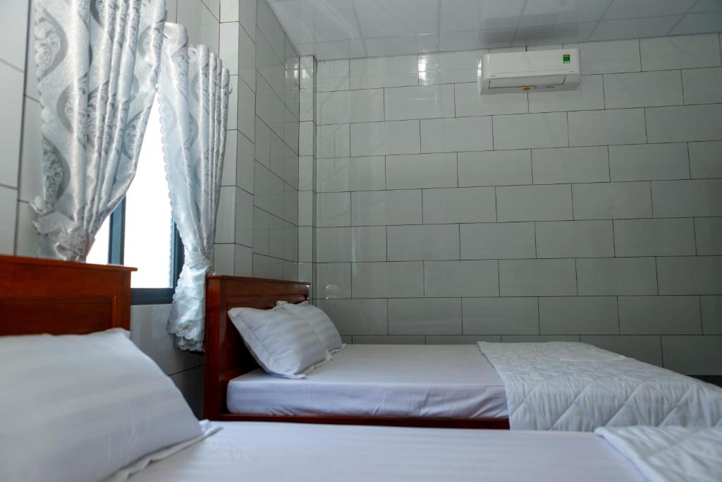Motel KIM PHAT LUXURY - Nui Cam