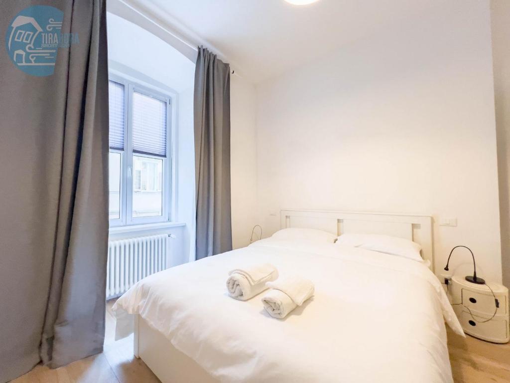 Imbriani 4S Tirabora Short Rent - 3