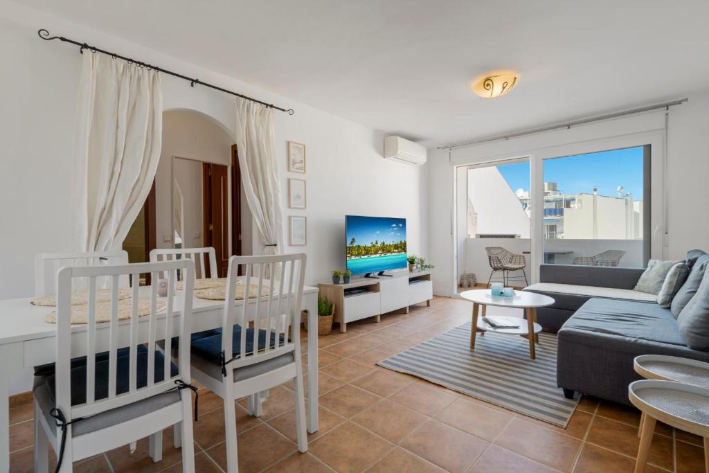 City center apartment by Costarentals - Ref 94 - 5