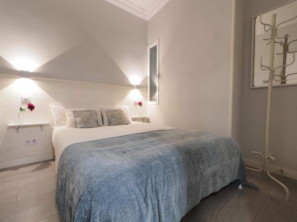 Stunning APT 3 PAX 15 min Gran via & Plaza Mayor - 4