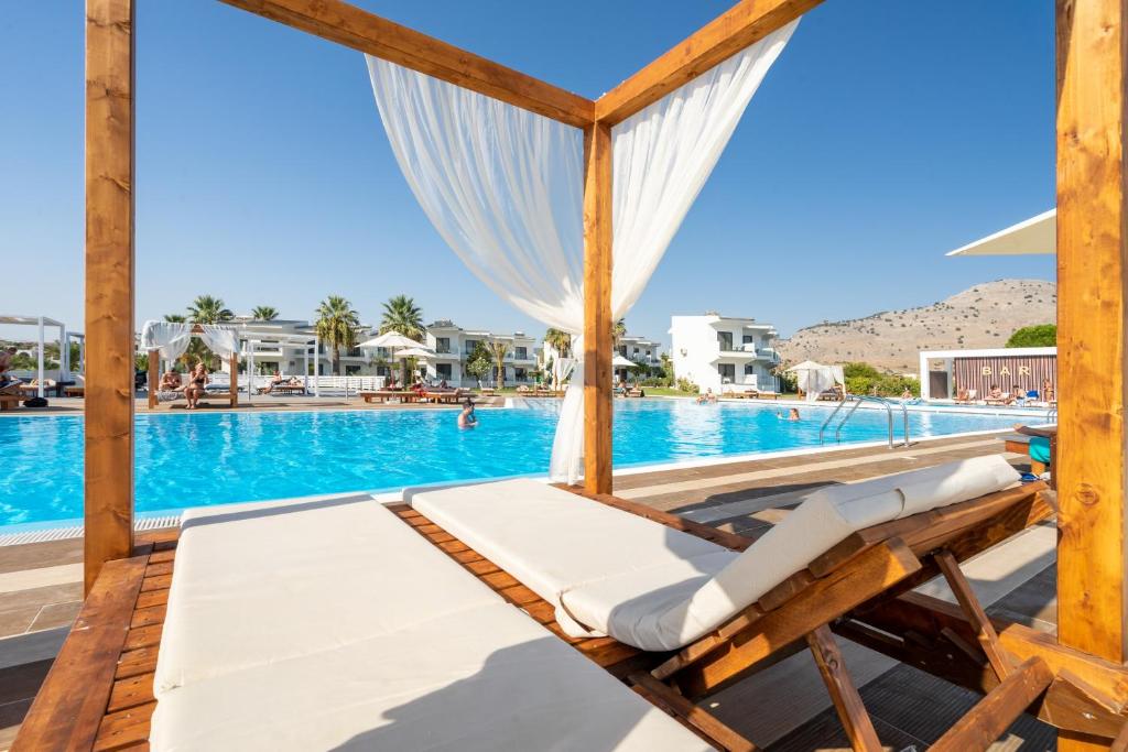 スイミングプール