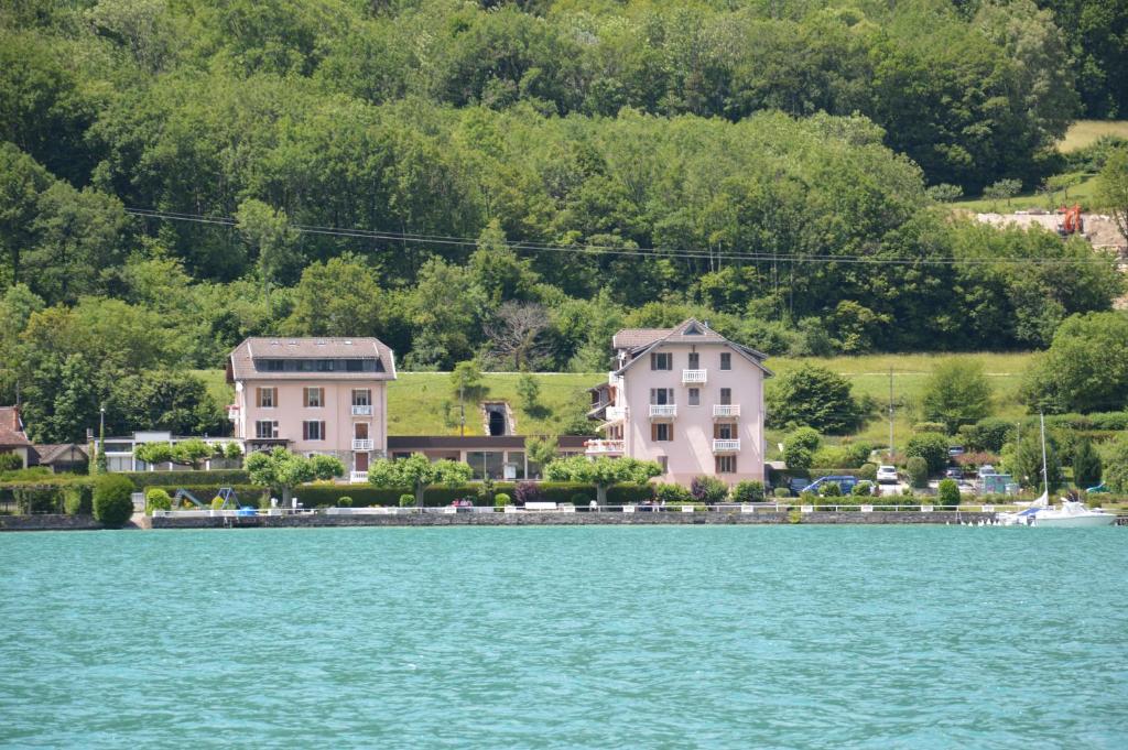 Le Coin des Cygnes, appartement face au lac d'Annecy avec plage privée - 5