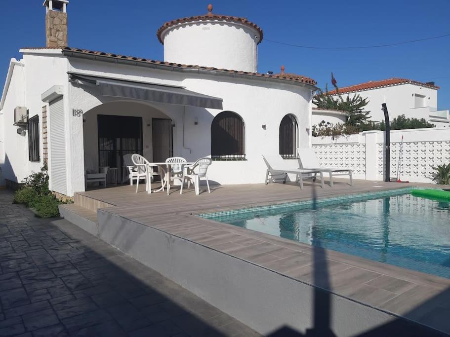 Jolie Maison avec Piscine privée - 2