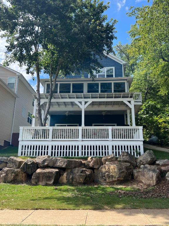 House #41 Moonset Vista House (Pet Friendly), Centre